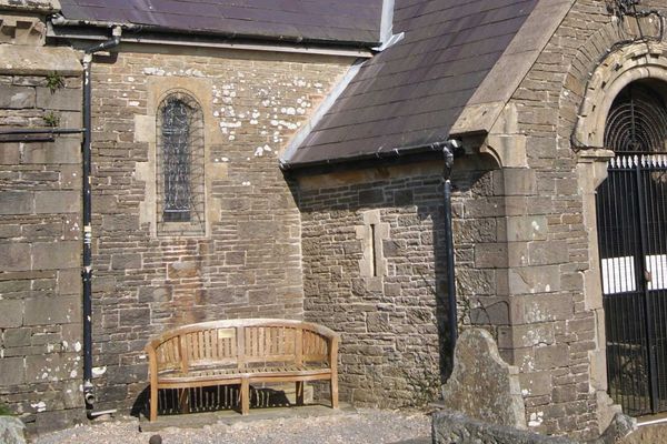 St Mabon, Nelson