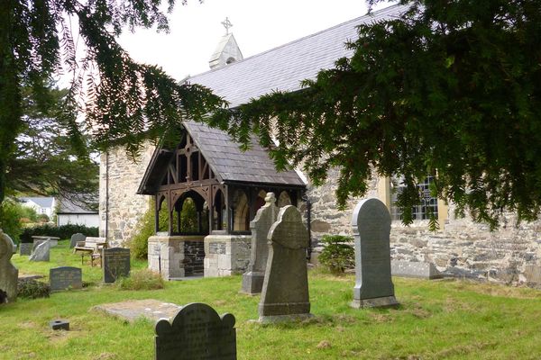 St Sannan, Llansannan