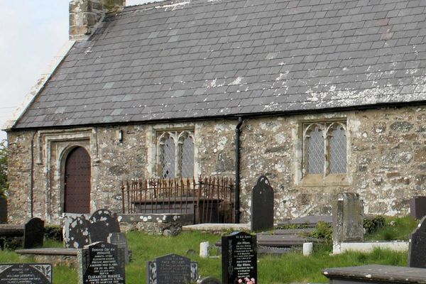 St Trygarn, Llandrygarn