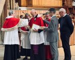 Archdeacon Rod's Farwell- Team Teilo Praying