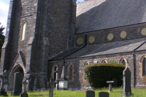 St Peter, Lampeter