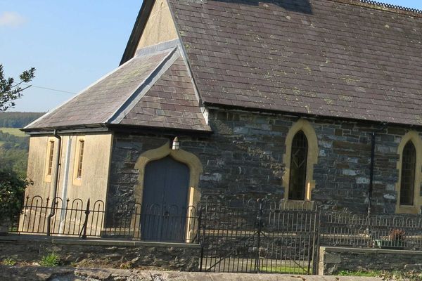 St James, Cwmann