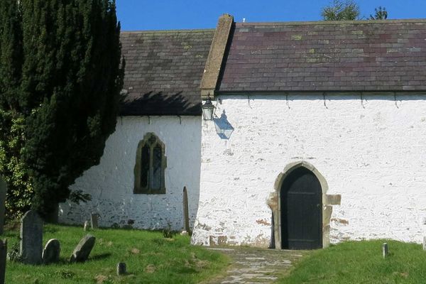 St Gwenog, Llanwenog