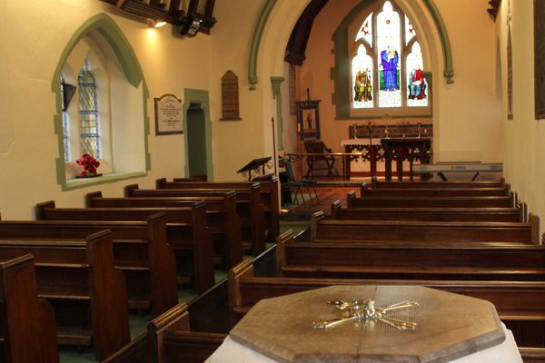 St Mary, Maenclochog