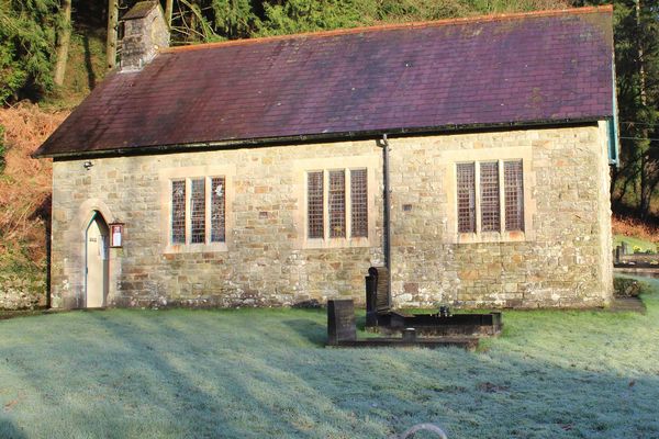 St Celynnin, Bronwydd Arms