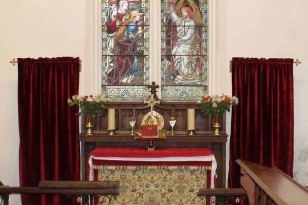 St Llawddog, Pontarsais