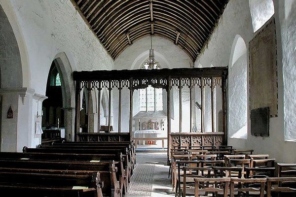 St Cadoc, Llancarfan