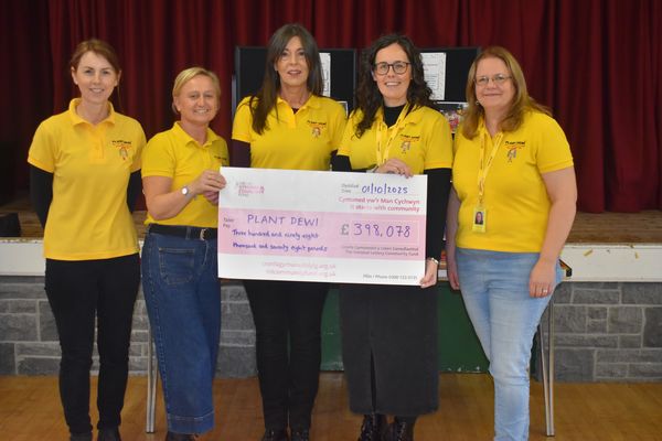 Plant Dewi is celebrating the award of an £398,078 grant by the National Lottery Community Fund.  The grant will enable Plant Dewi to develop their Connecting Communities project for the next three years (2025-2028), including extended hours at their exis