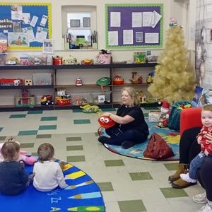 Plant Dewi Family Centre, Burry Port