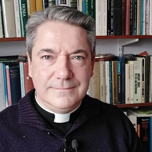 Rev Canon Jason Bray.jpg