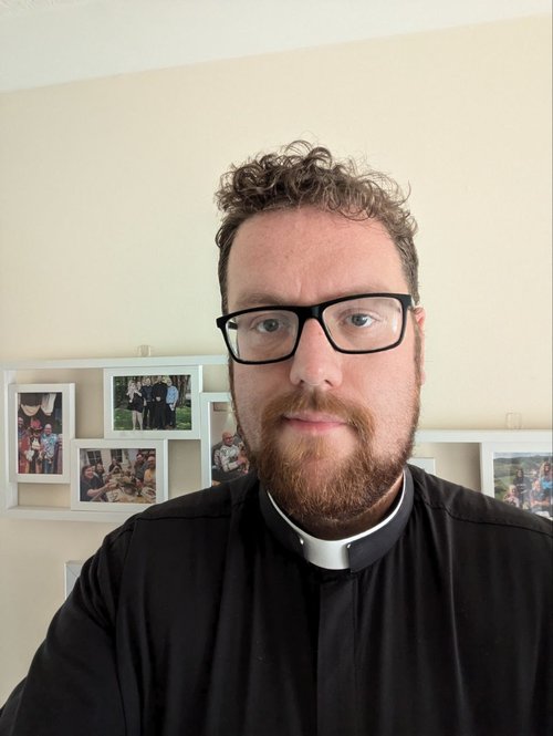 Revd Miles Pateman.jpg