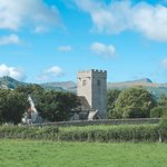 Ss Illtyd and Peter, Llanhamlach