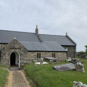 St Gwyndaf, Llanwnda.jpeg