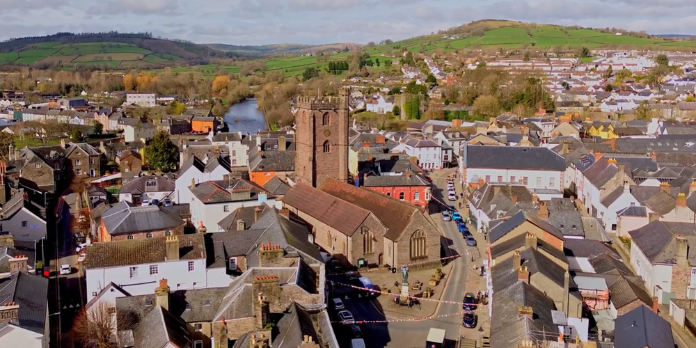 St Mary, Brecon.png