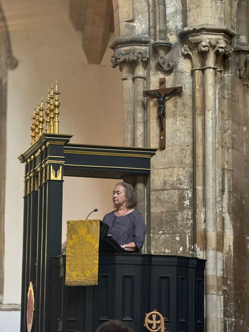 Dr Jane Williams