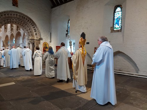 chrism mass 5.jpg